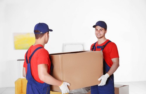Furniture and box transport using a Richmond upon Thames man and van